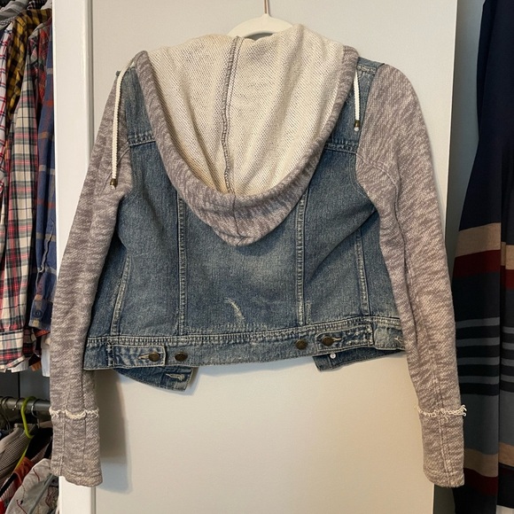Free People Womens Jean Jacket Hoodie Blue Gray Distressed, Size XS - Picture 6 of 9